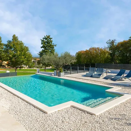 Ferienhaus Awesome In *